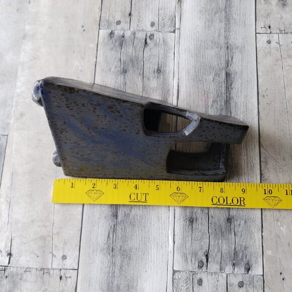 Ikebana Art Pottery Triangle Vase Signed by Artist - Picture 4 of 7